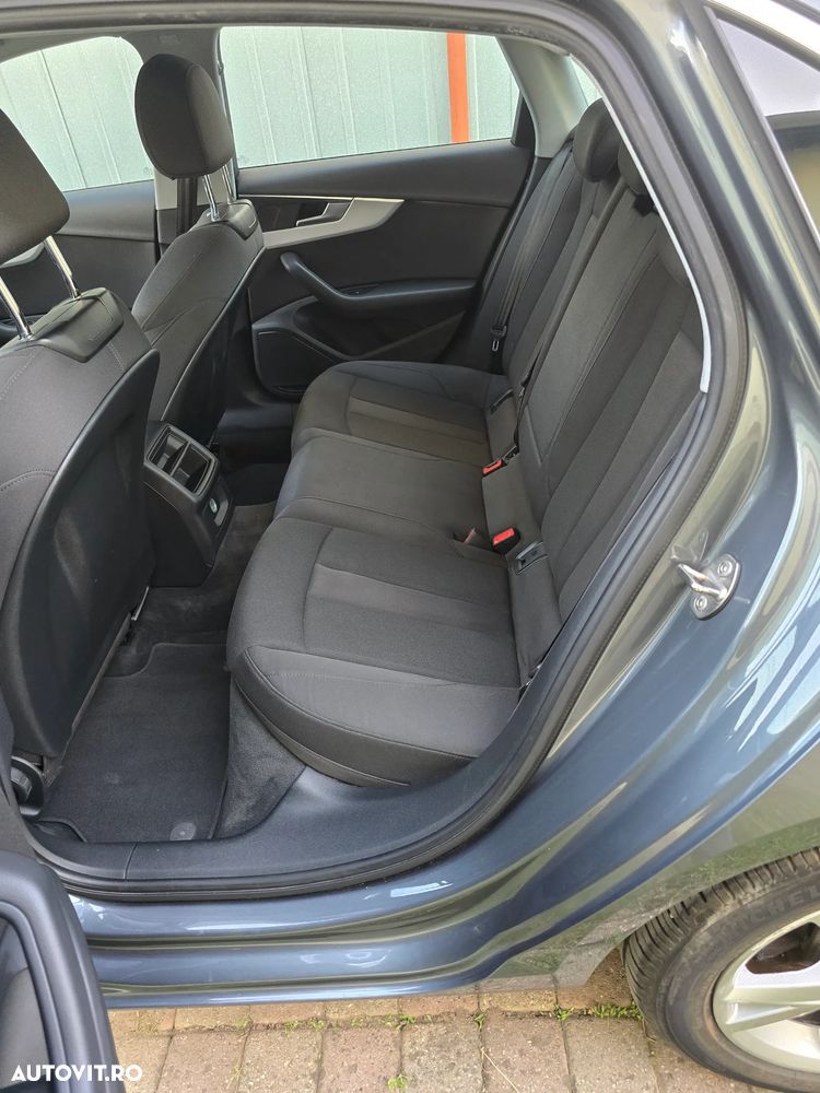 Audi A4 2.0 TFSI ultra S tronic Sport - 11