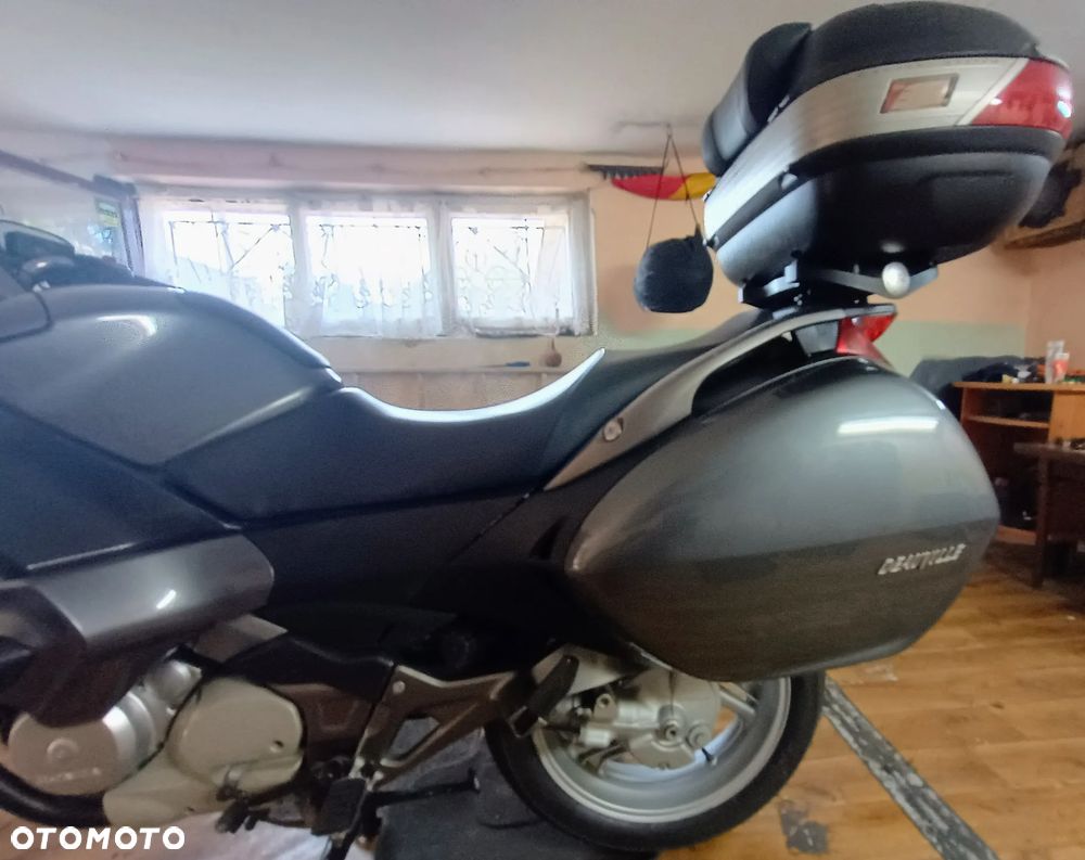 Honda NTV - 9