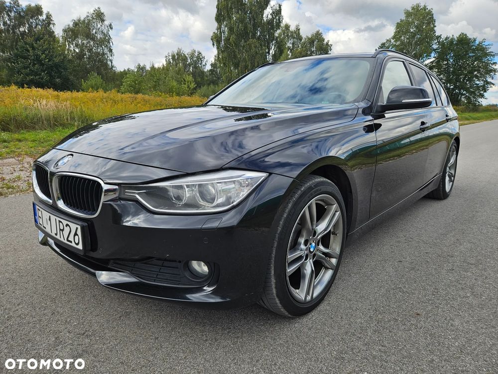 BMW Seria 3 320d Touring xDrive - 18