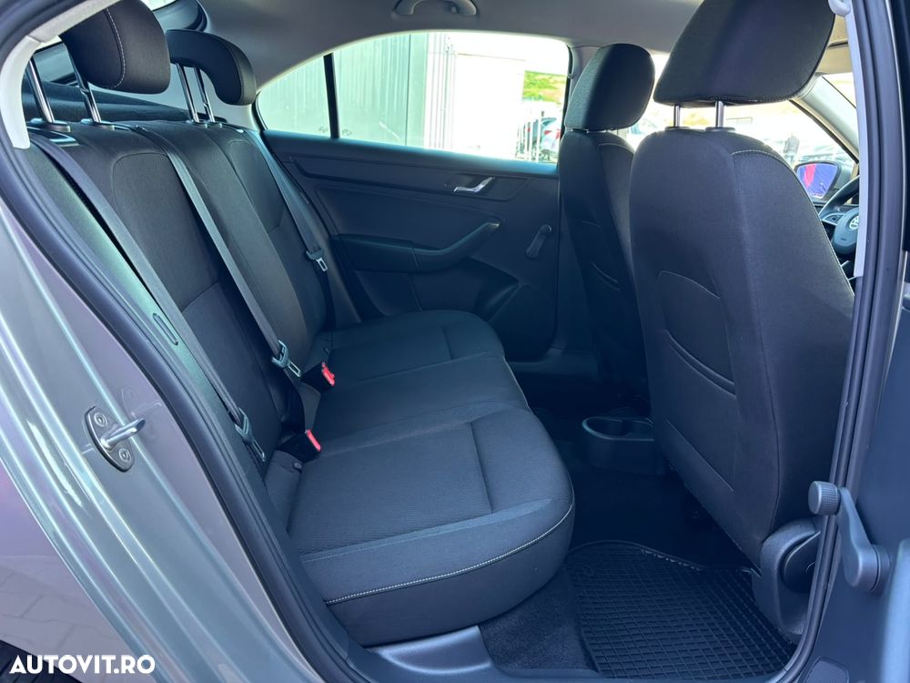 Skoda RAPID 1.2 TSI Ambition - 25