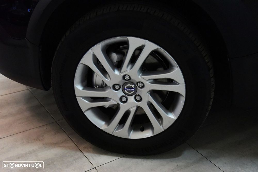 Volvo XC 70 2.0 D4 Momentum Geartronic - 12