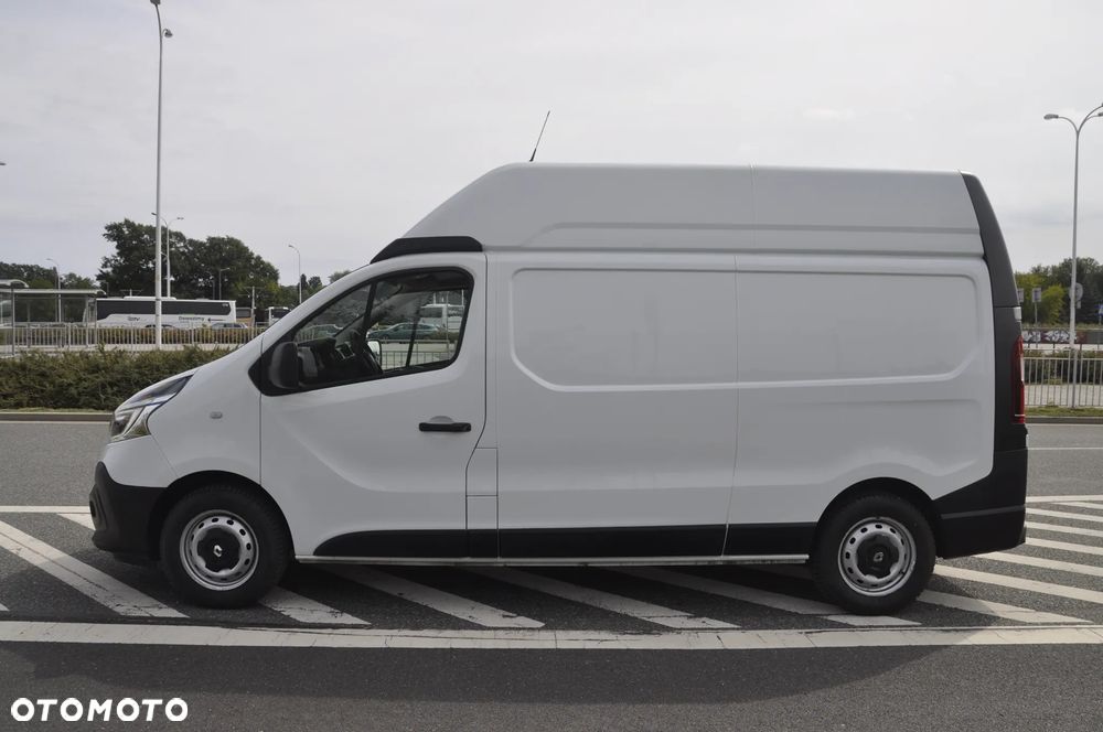 Renault Trafic - 10