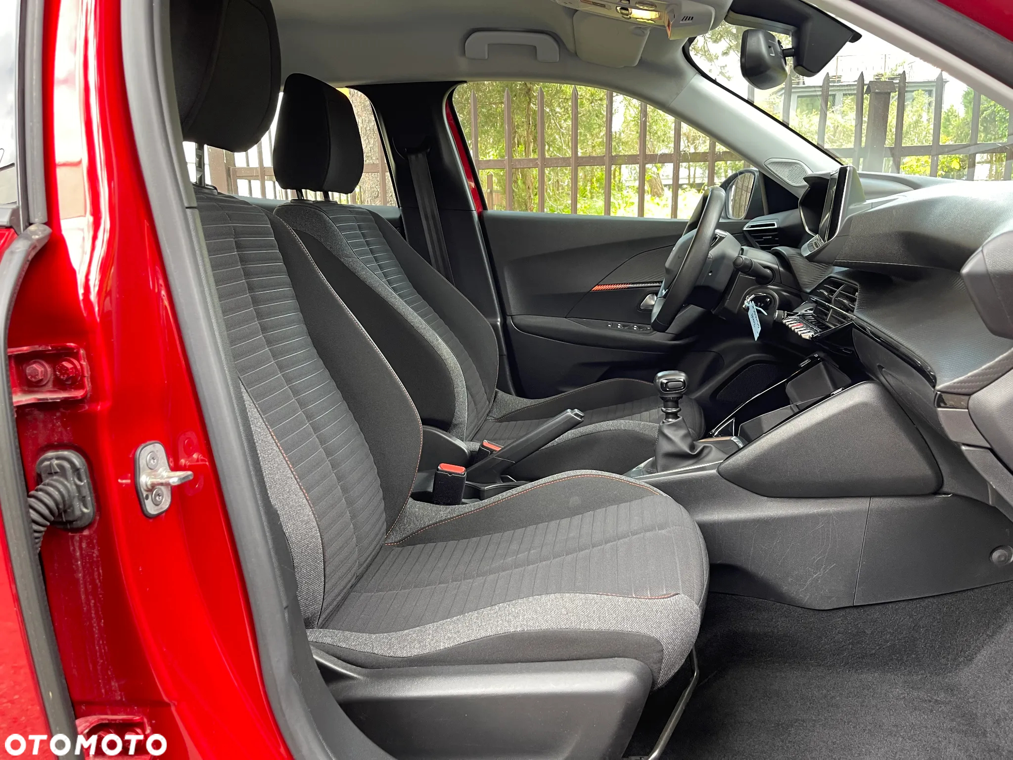 Peugeot 2008 PureTech 100 Active - 17