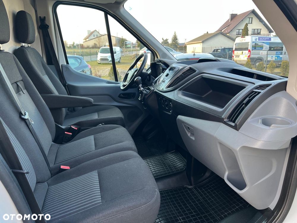 Ford Transit - 16