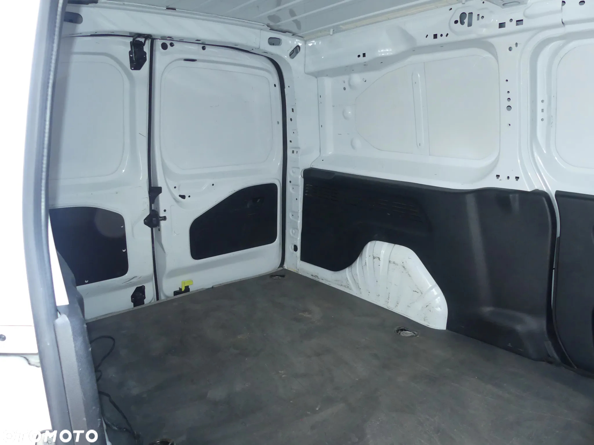 Toyota Proace City 1.5 D-4D Long 2,3t Active (bryg.) - 21