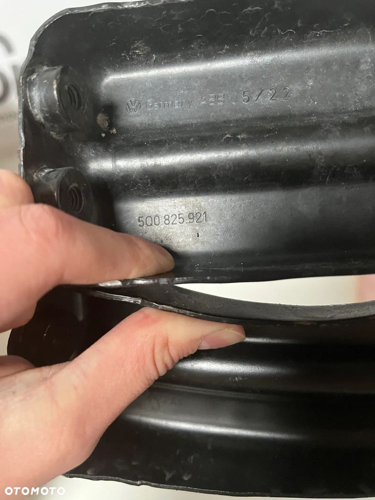 VW SKODA MOCOWANIE WSPORNIK DOLNE 5Q0825921 5Q0825922A - 2