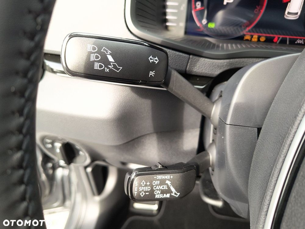 Skoda Karoq 2.0 TSI 4x4 Sportline DSG - 29