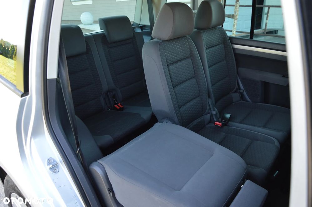 Volkswagen Touran 2.0 TDI United - 25