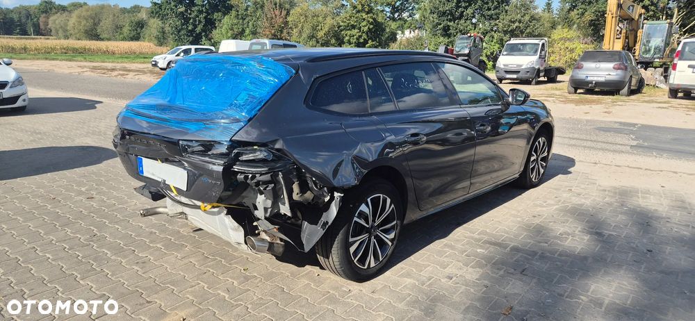 Peugeot 508 SW PureTech PHEV 225 Allure S&S e-EAT8 - 19