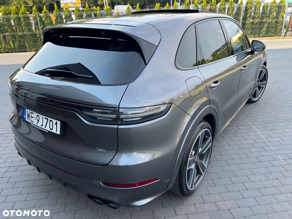 Porsche Cayenne - 7