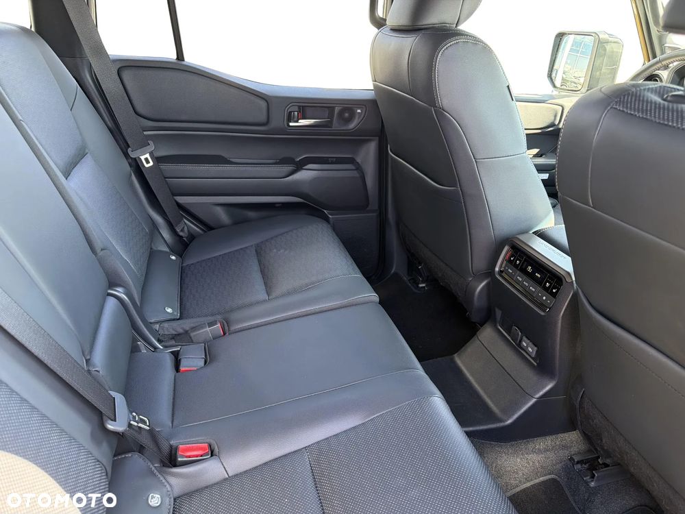 Toyota Land Cruiser LC 2.8 D-4D Executive - 11