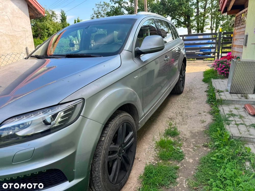 Audi Q7 - 10