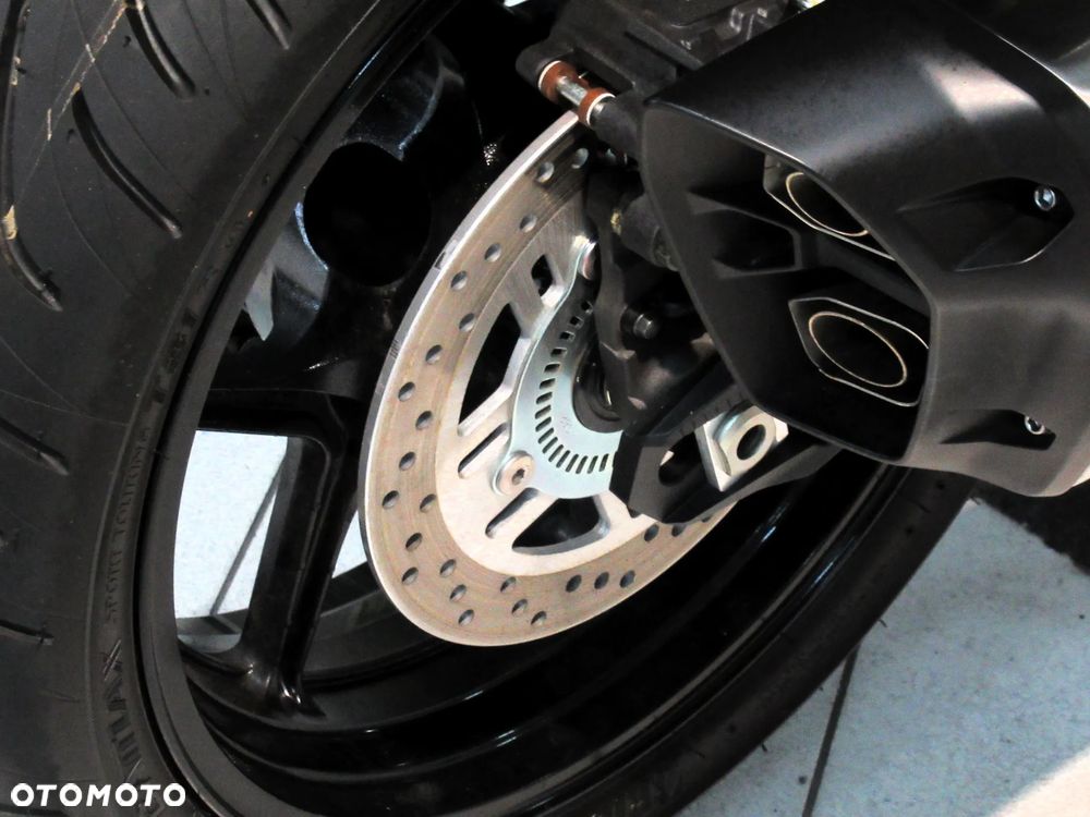 Kawasaki Versys 1000 - 20