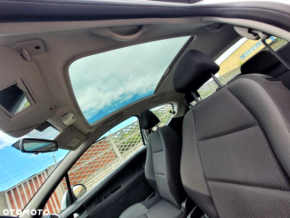 Peugeot 207 1.4 16V Trendy - 7