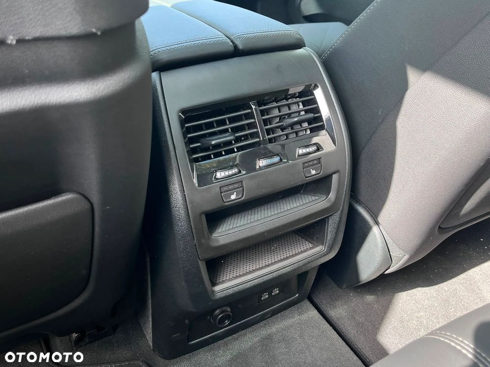 BMW X5 xDrive30d mHEV - 25
