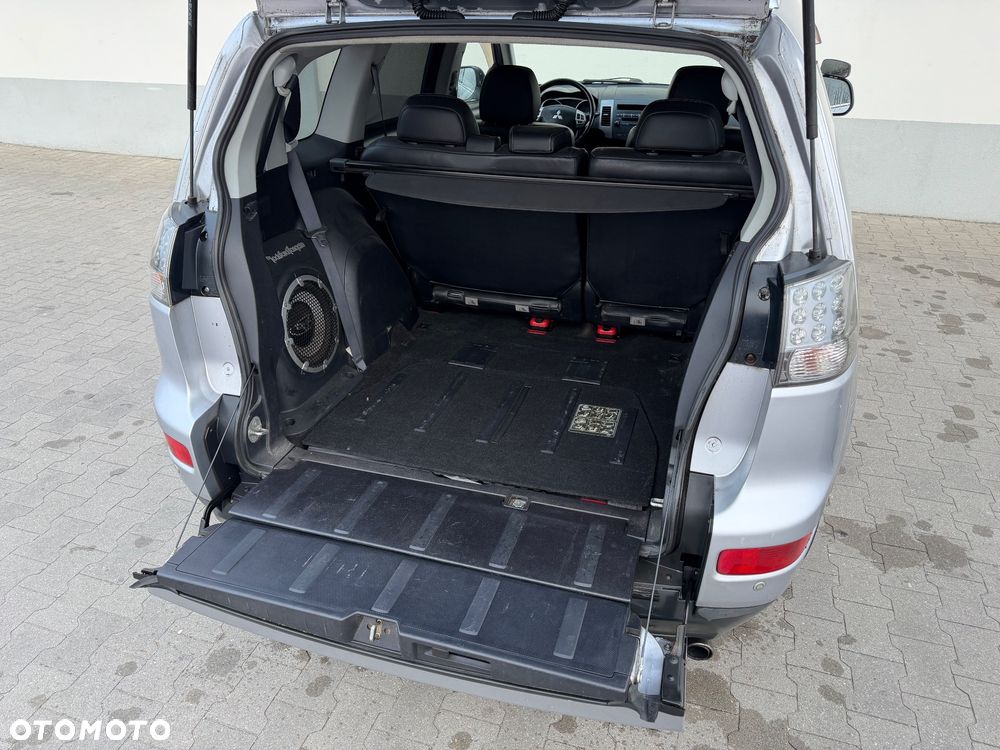Mitsubishi Outlander 2.0 DID Instyle - 21