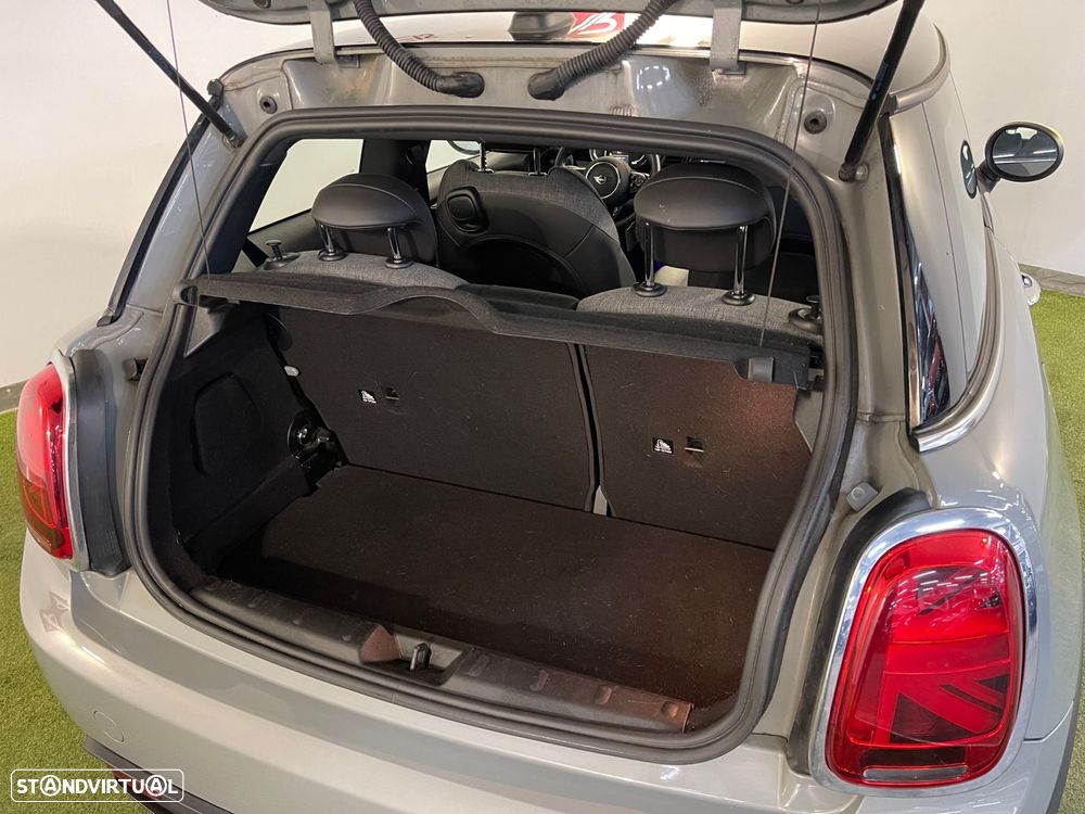 MINI 3 Portas Cooper SE Classic - 30