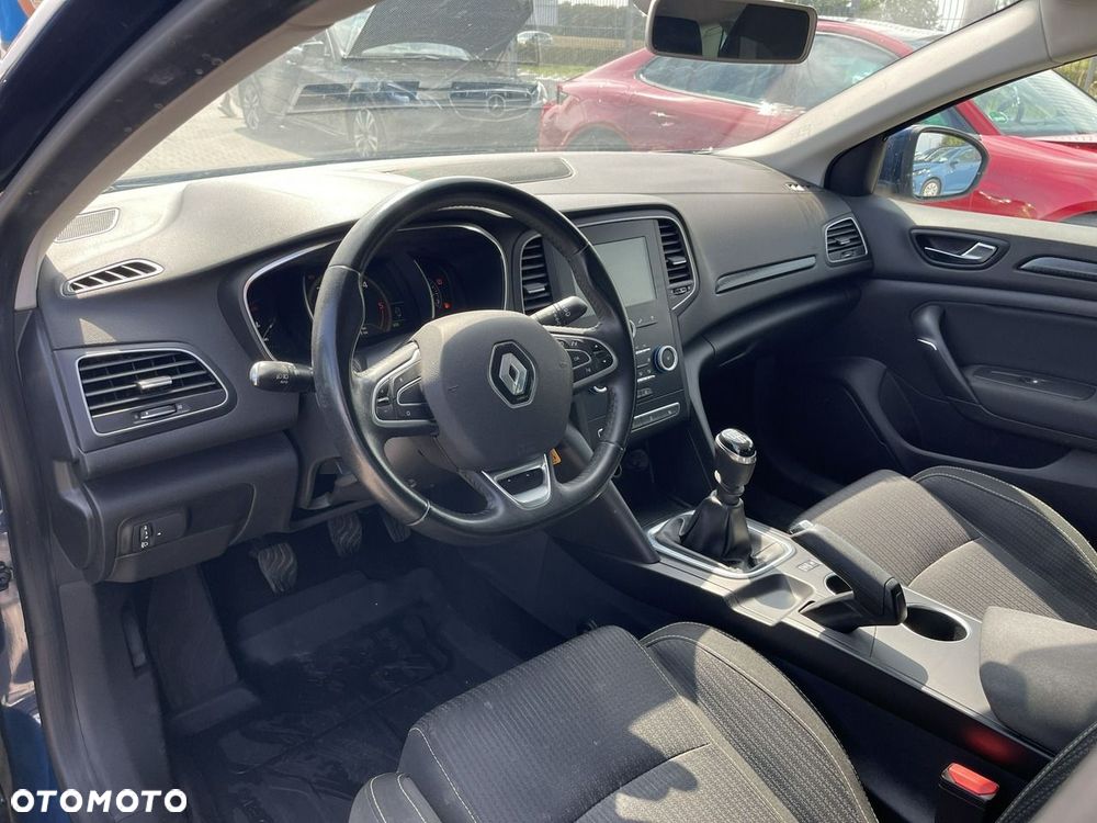 Renault Megane 1.5 Blue dCi Intens - 7