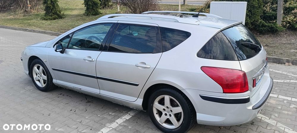 Peugeot 407 - 4