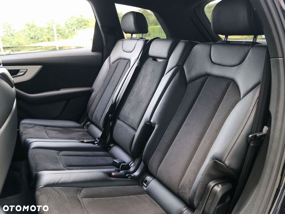 Audi SQ7 - 17
