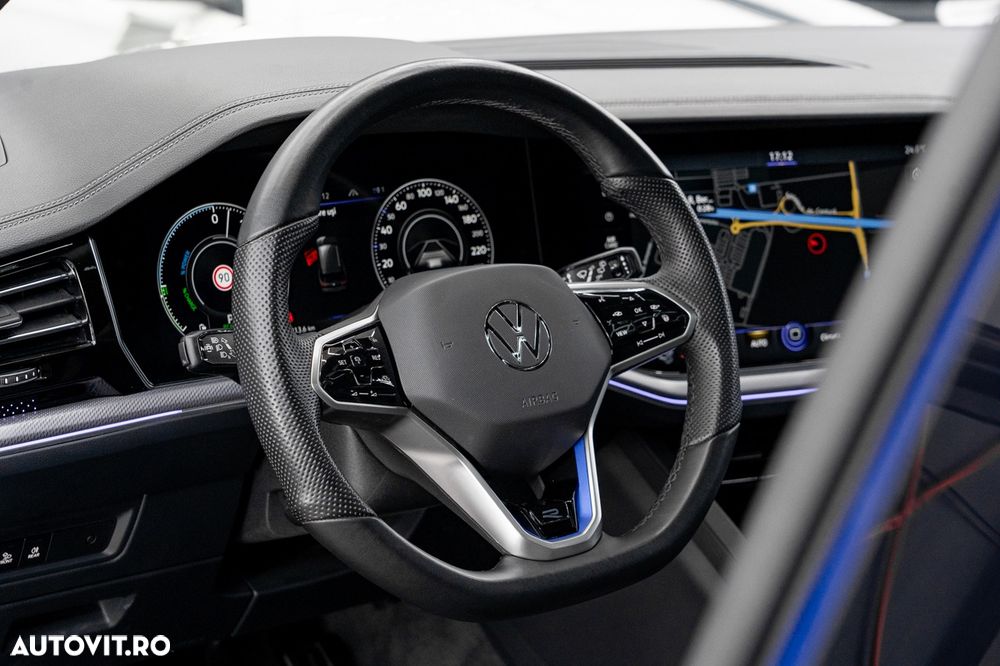 Volkswagen Touareg V6 TSI eHybrid PHEV R - 33