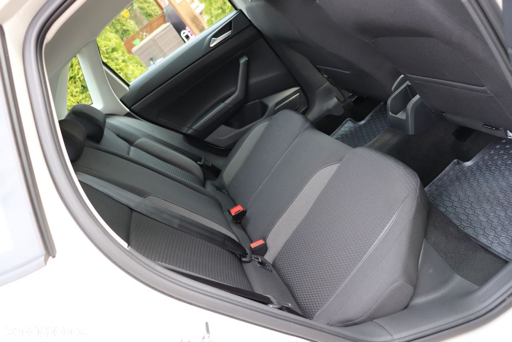 Volkswagen Polo 1.0 TSI - 9