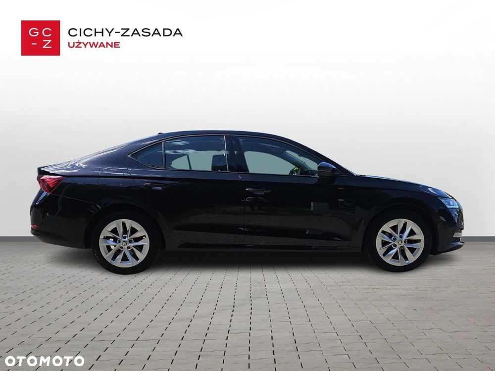 Skoda Octavia 2.0 TDI Ambition DSG - 8