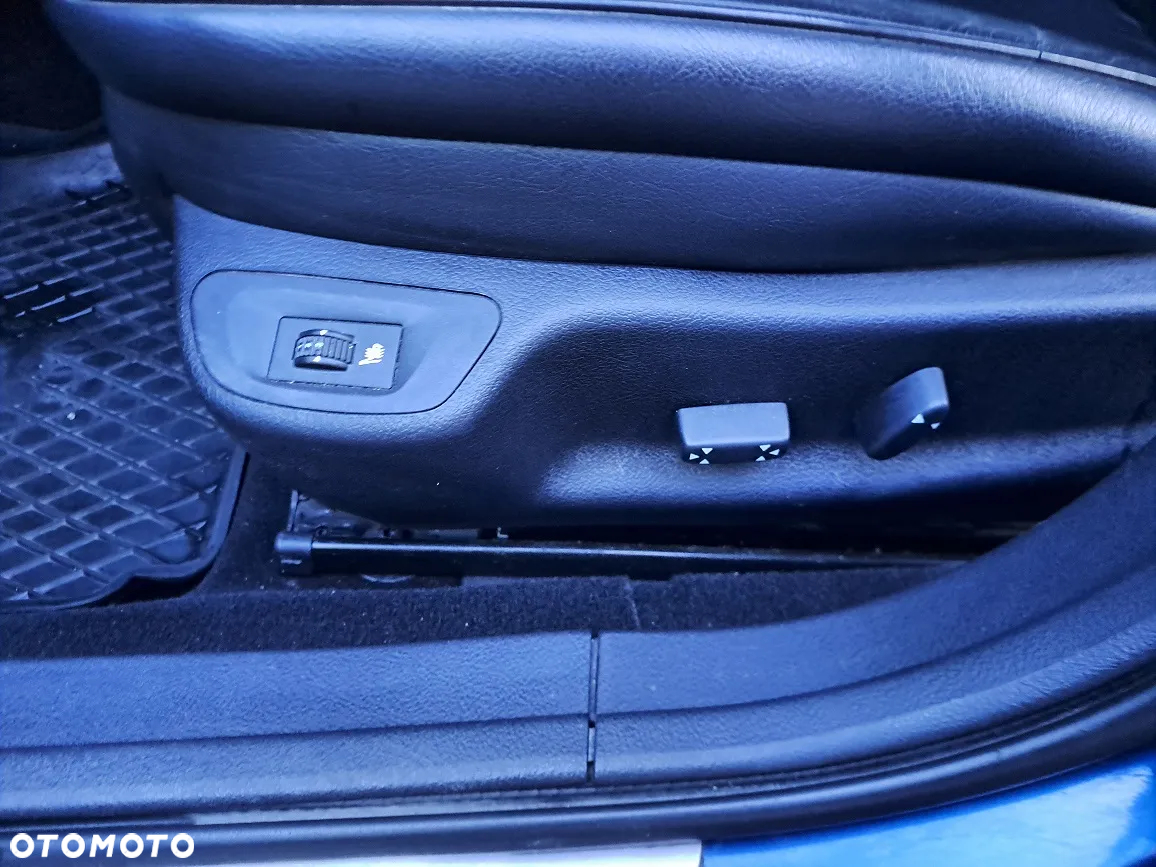 Peugeot 407 2.0 HDI Premium - 25
