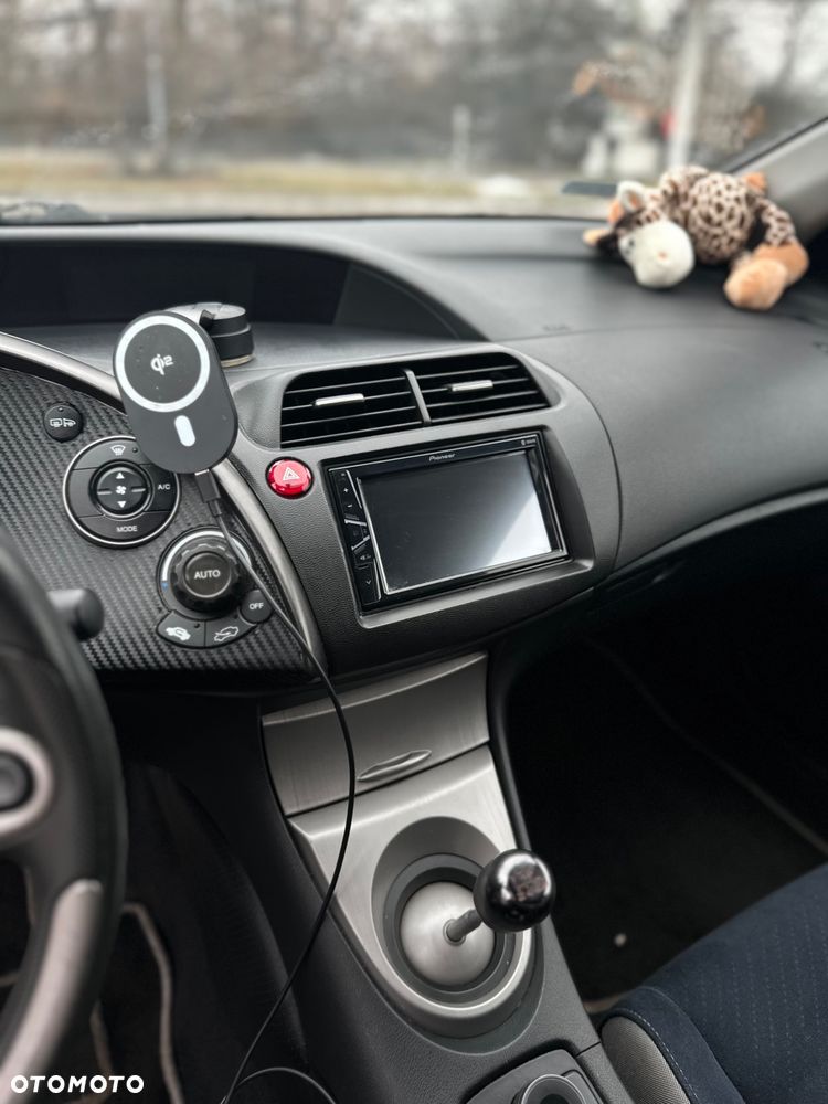 Honda Civic 1.8 Comfort - 14