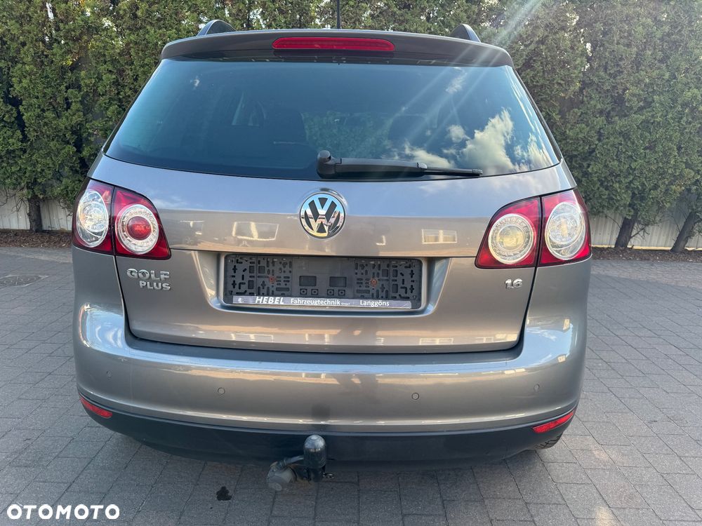 Volkswagen Golf Plus 1.6 Comfortline - 12