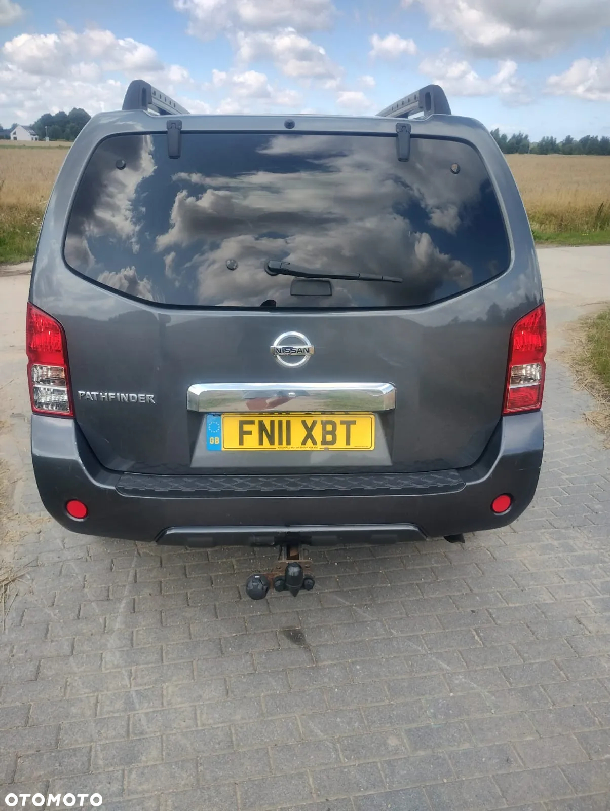 Nissan Pathfinder 2.5 dCi SE - 13