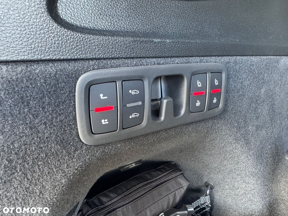 Audi SQ7 TFSI quattro tiptronic - 16