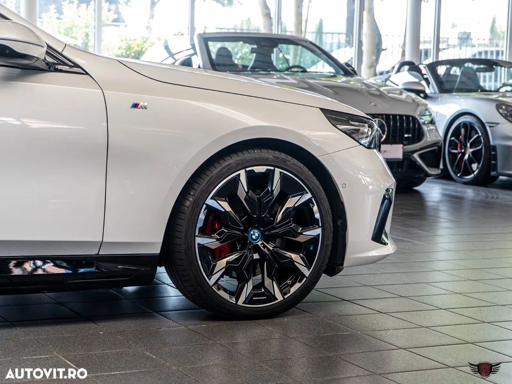 BMW Seria 5 550e xDrive Aut. - 5