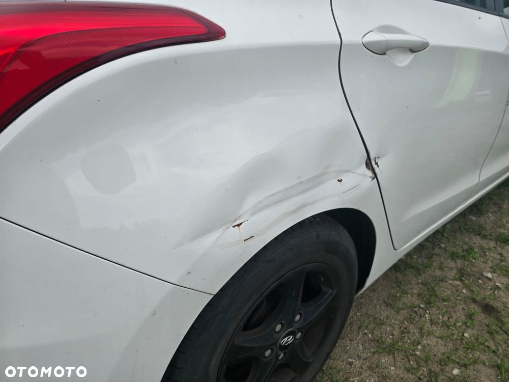 Hyundai i30 1.6 CRDi Comfort - 8