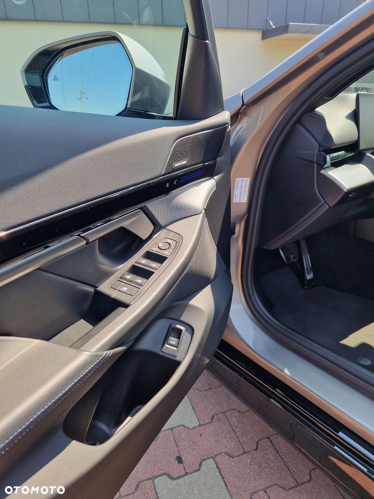 BMW Seria 5 520d mHEV M Sport - 14
