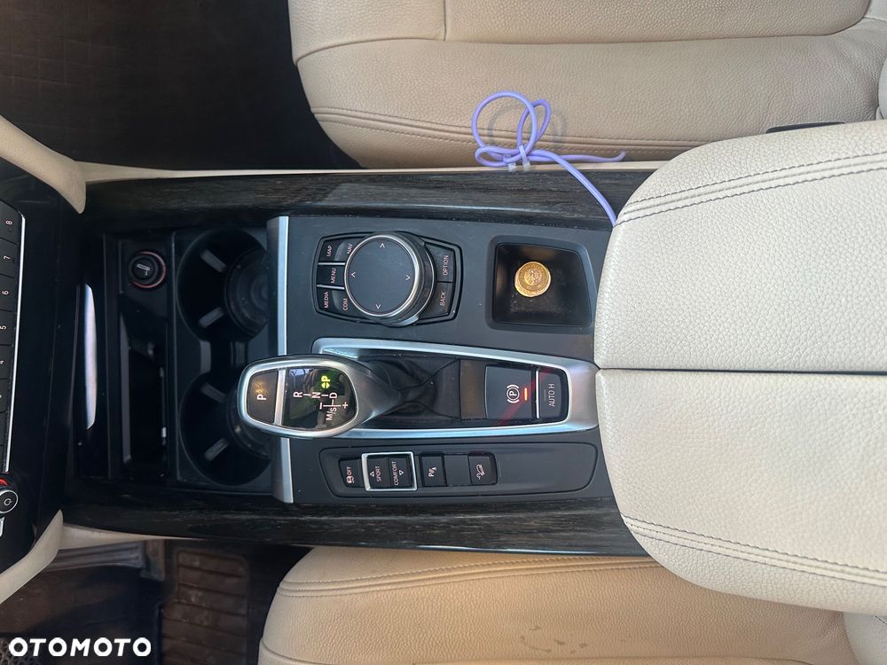 BMW X5 xDrive35i - 13