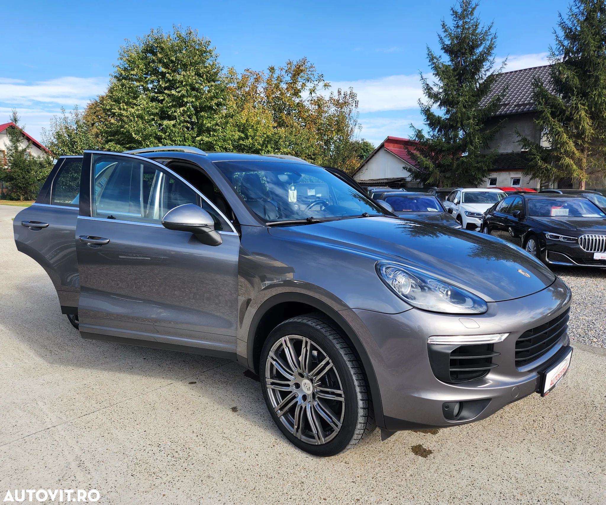 Porsche Cayenne 3.0 L - 11