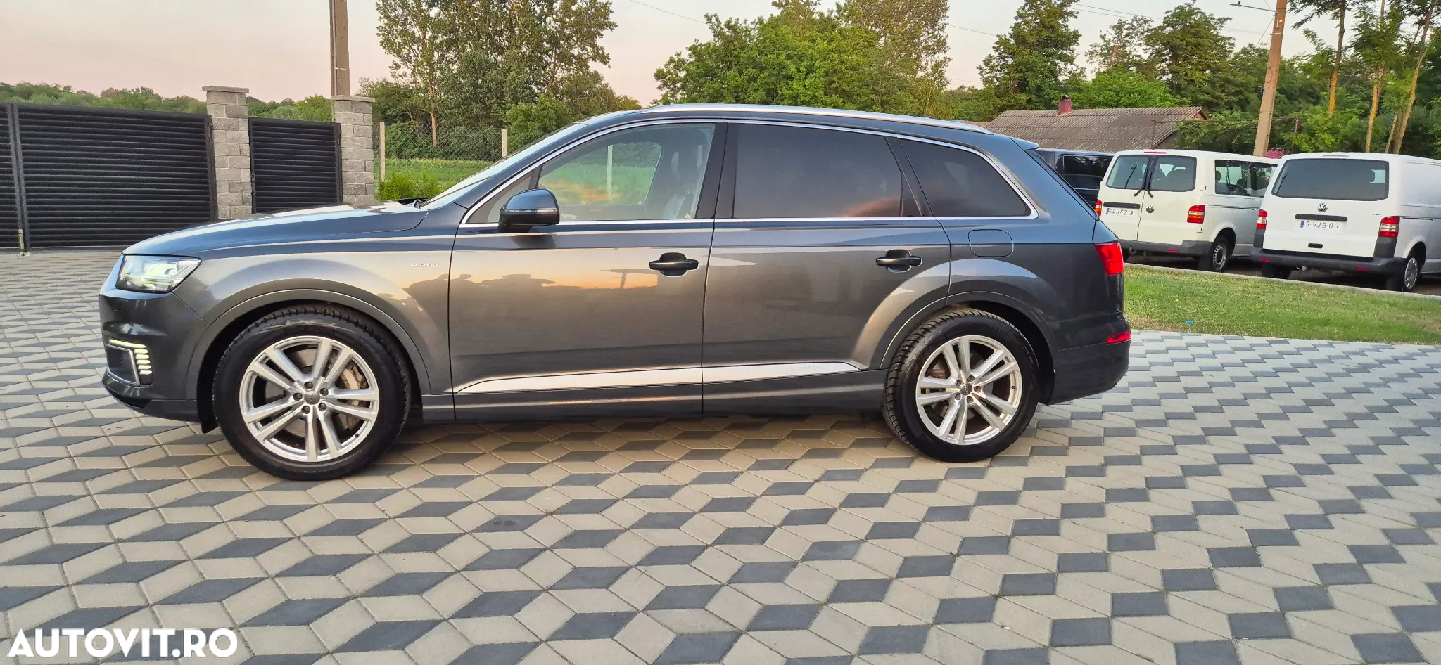 Audi Q7 - 15