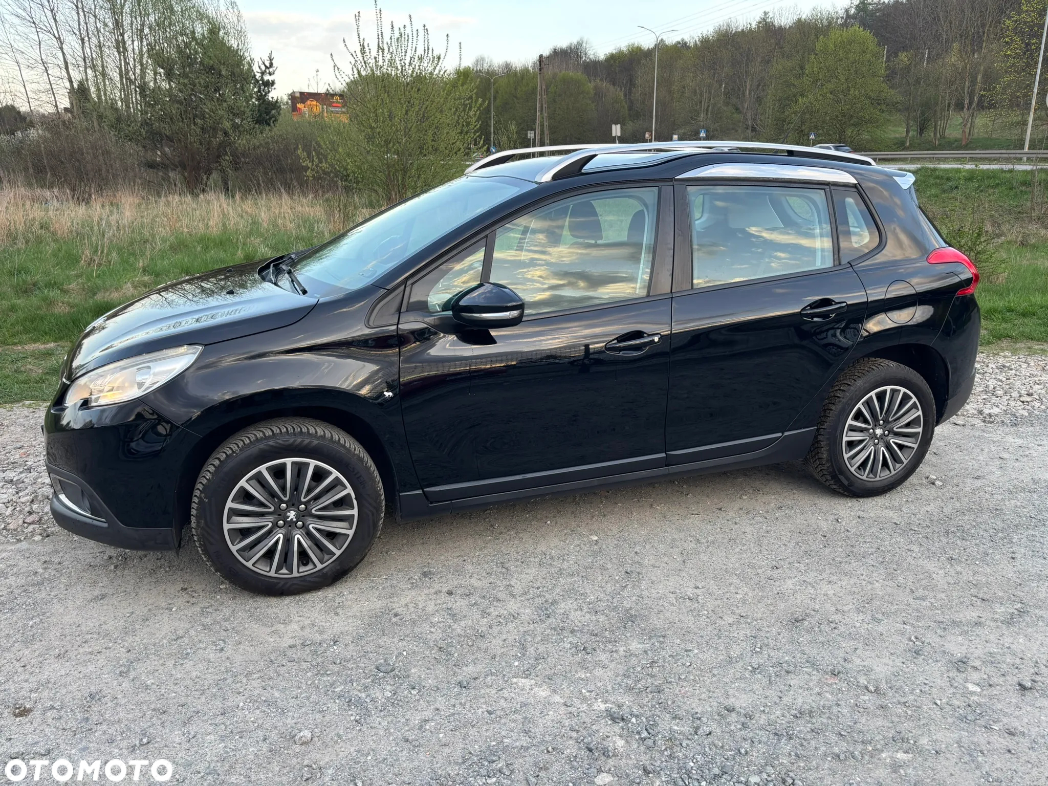 Peugeot 2008 1.2 Pure Tech Active - 11