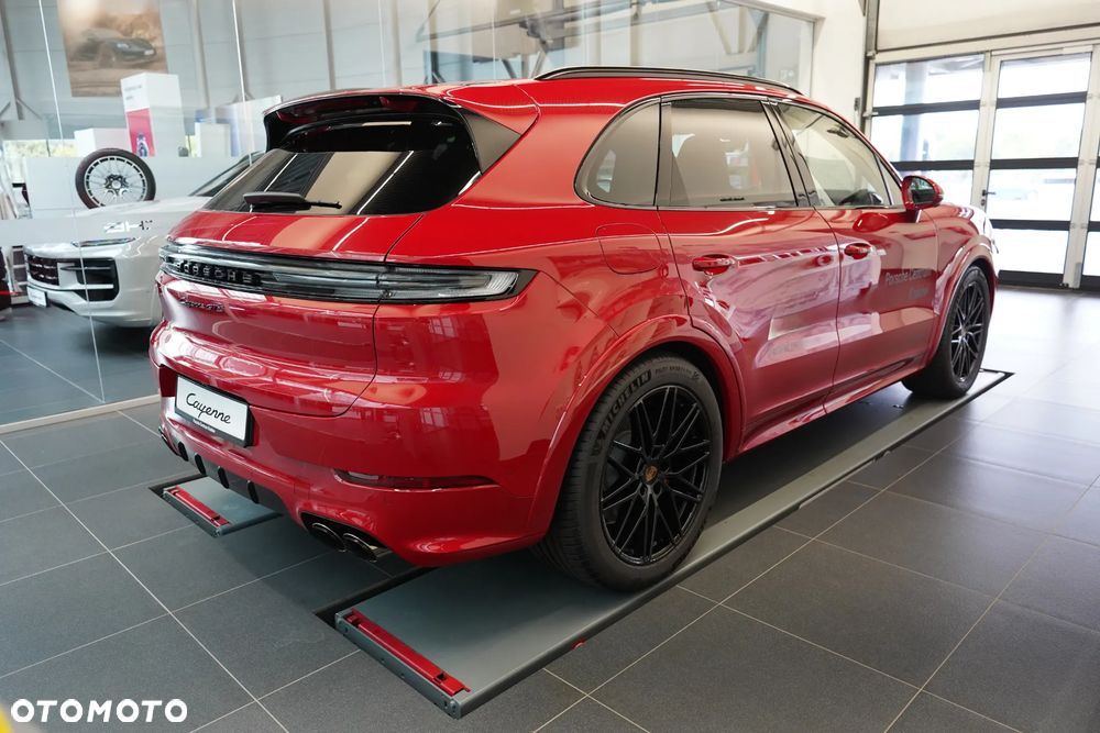 Porsche Cayenne GTS - 3