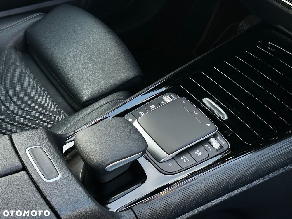 Mercedes-Benz Klasa B 180 7G-DCT Edition 2020 - 22