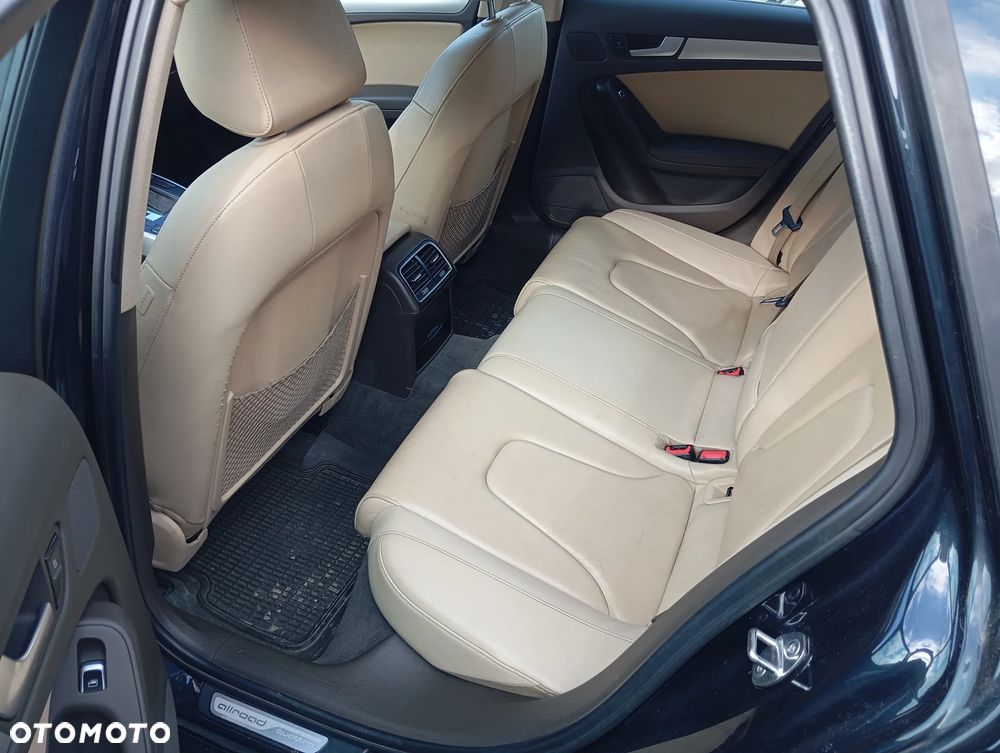 Audi A4 Allroad - 9
