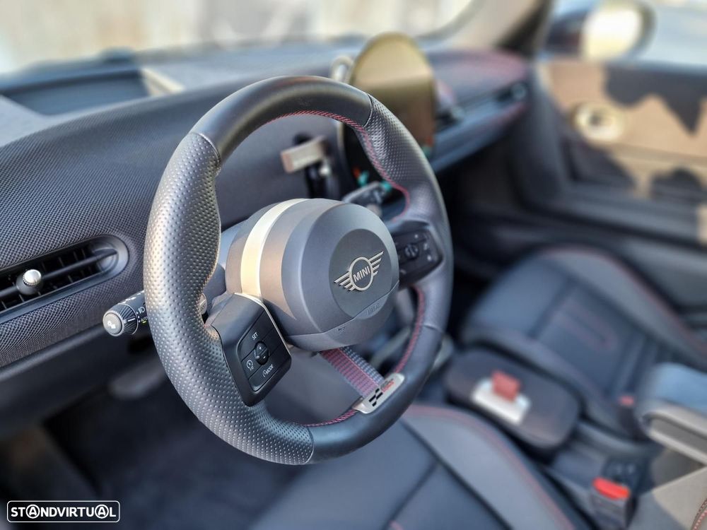 MINI 5 Portas Cooper S Auto - 33
