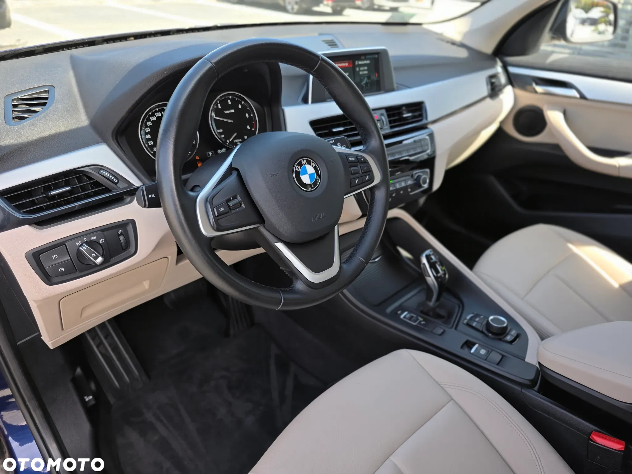 BMW X1 sDrive16d Sport Line - 36
