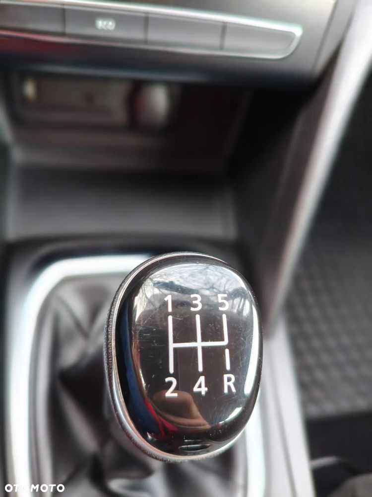 Renault Megane 1.6 SCe Business - 19