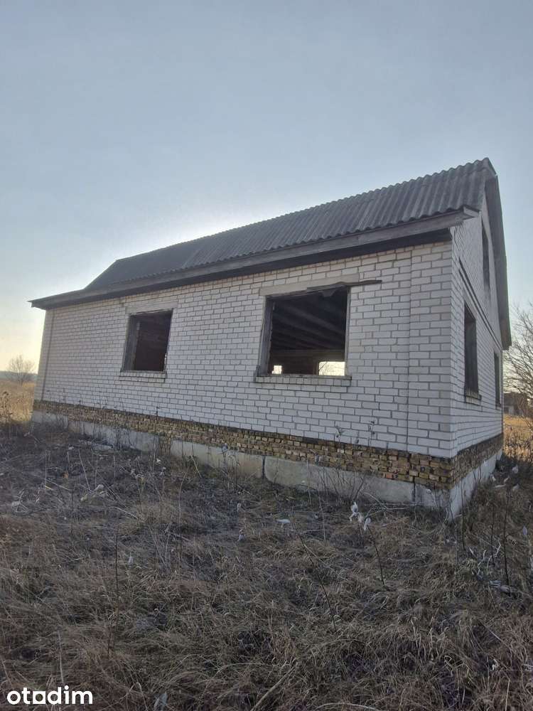 Одноповерховий будинок із земельною ділянкою 10 соток поруч із містом - Повне зображення: 2/3