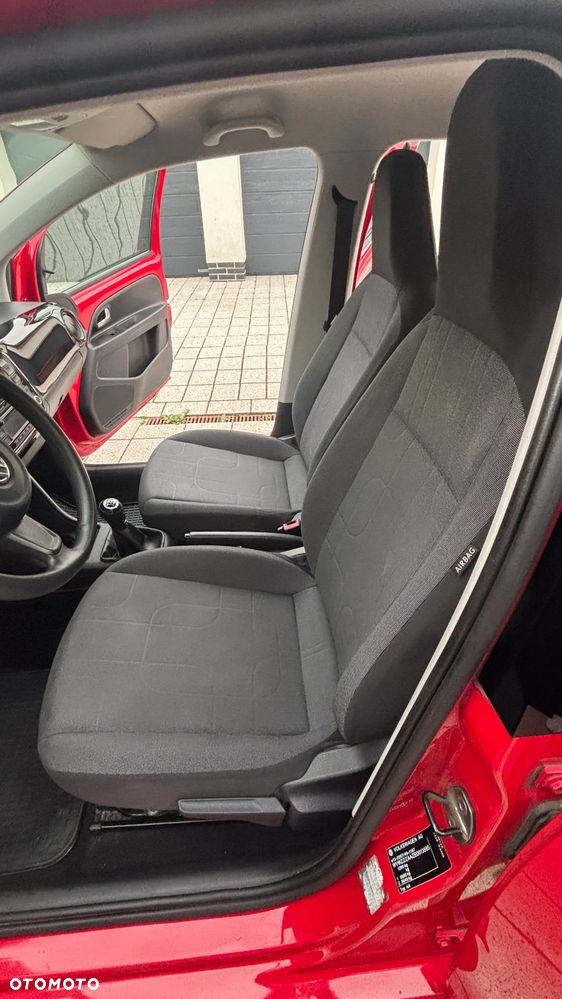 Volkswagen up! 1.0 move - 16