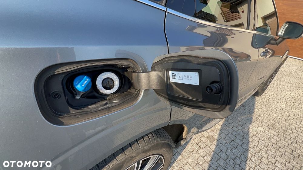 Volvo XC 60 B4 D AWD Inscription - 14