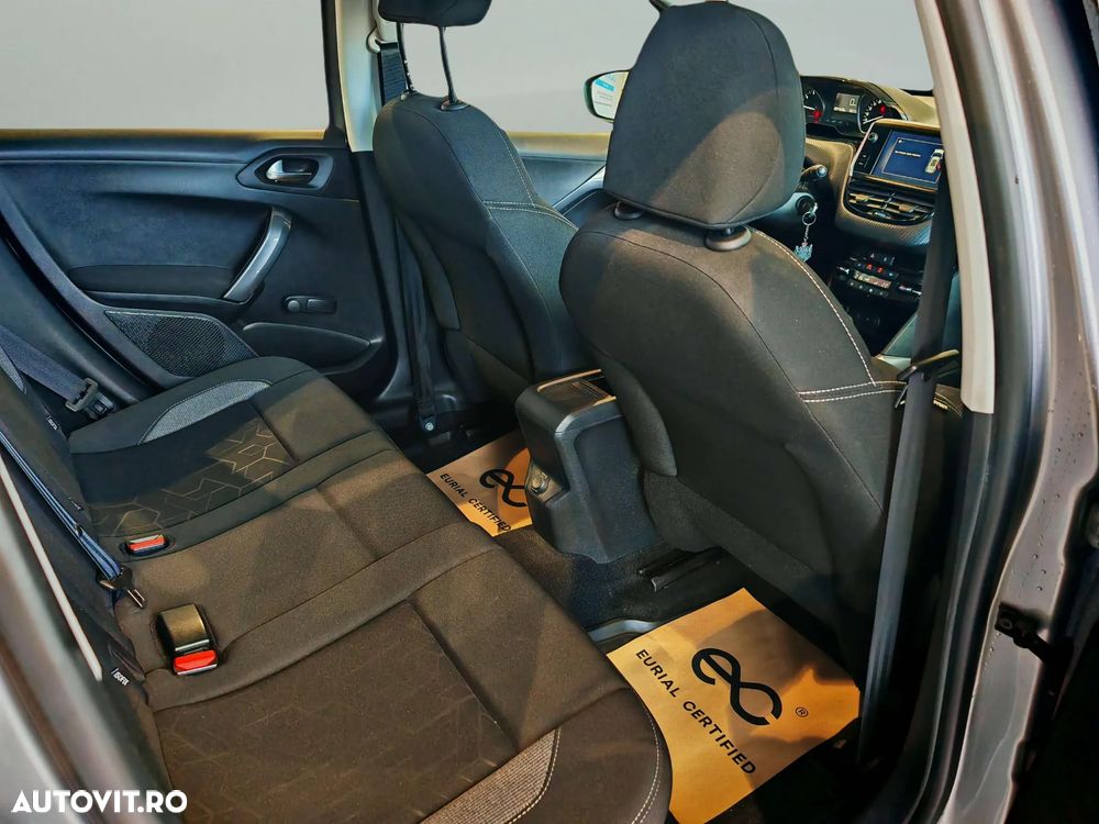 Peugeot 2008 1.2 PureTech Turbo EAT6 S&S Allure - 13