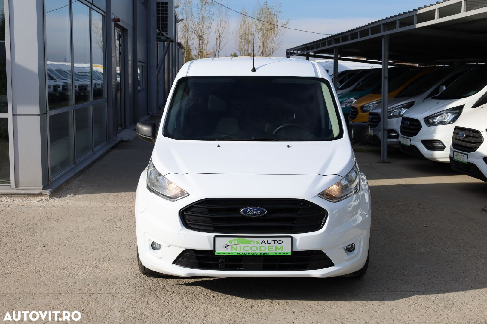 Ford Transit Connect - 10